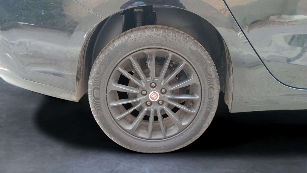 RR R TIRE