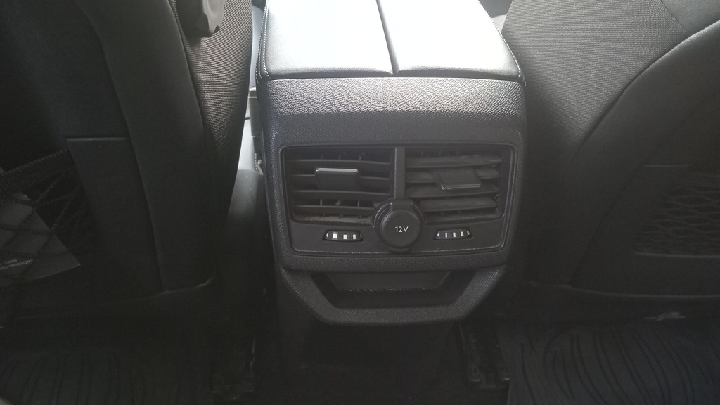 RR AC GRILL