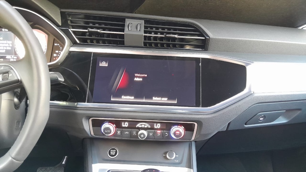 MULTIMEDIA SCREEN