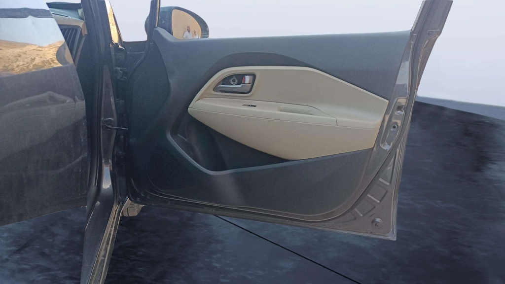 FR R DOOR