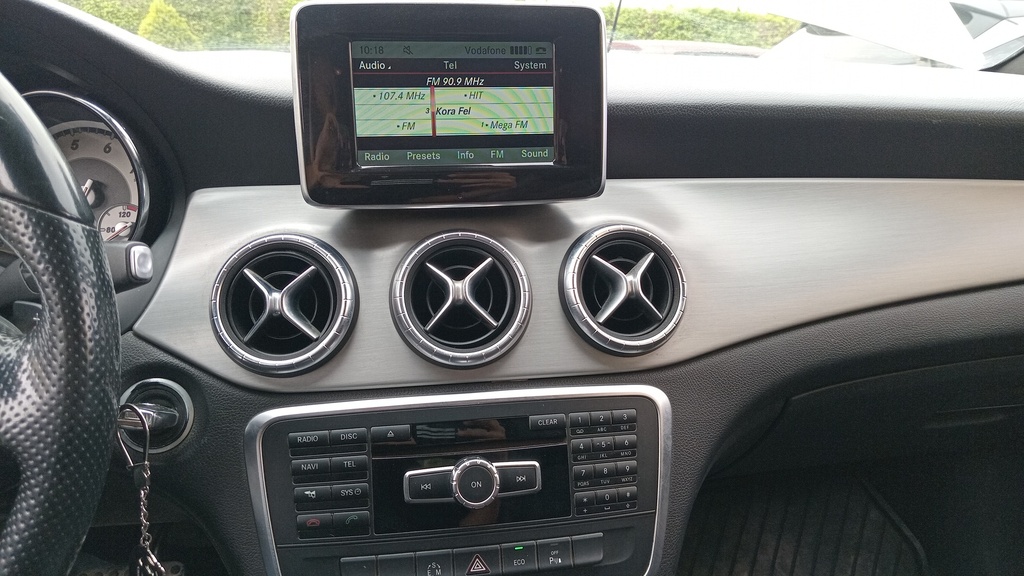 MULTIMEDIA SCREEN
