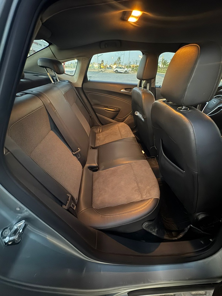 Opel Astra 2013 3rd Category