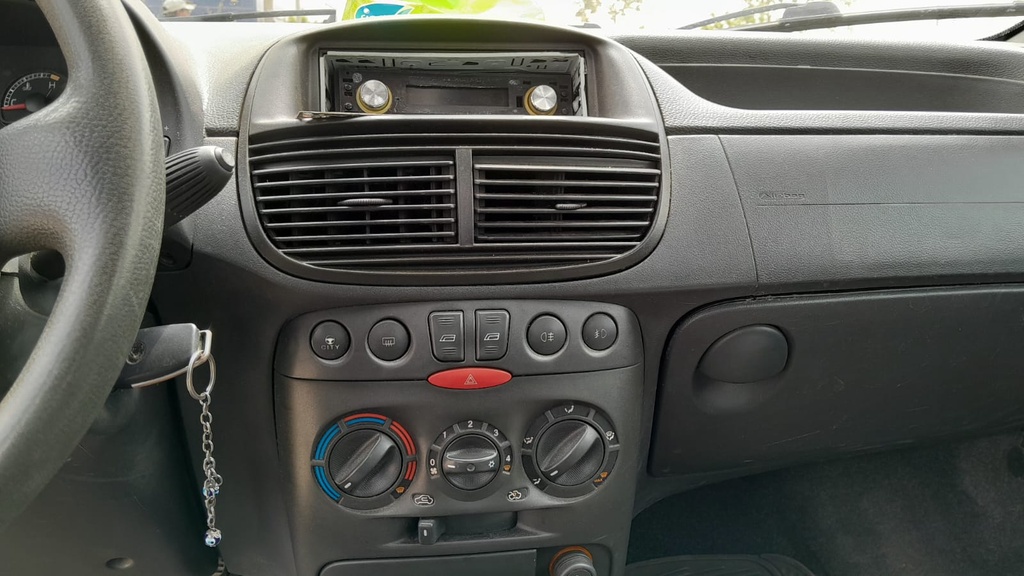 MULTIMEDIA SCREEN