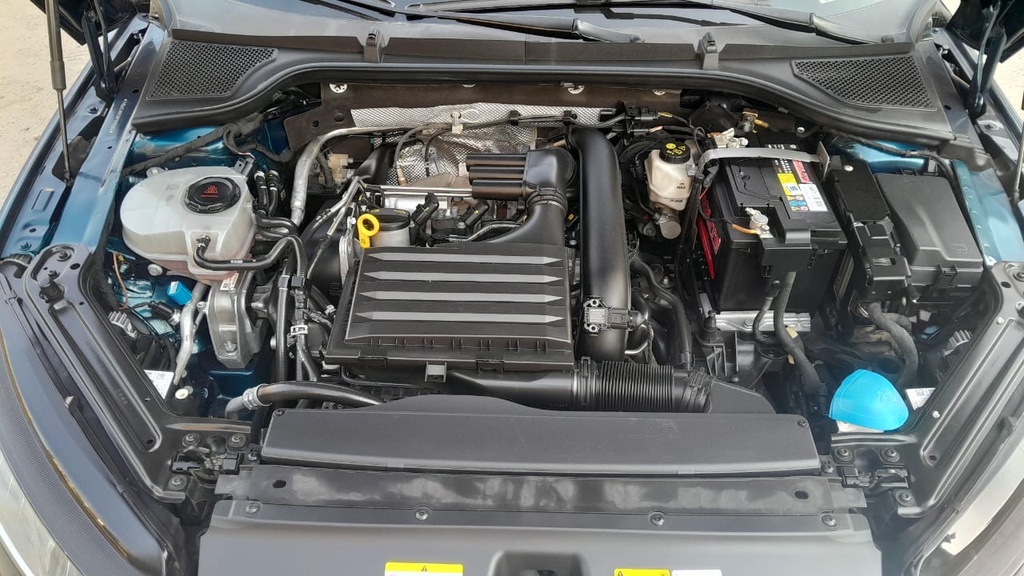 ENGINE COMPARTMENT