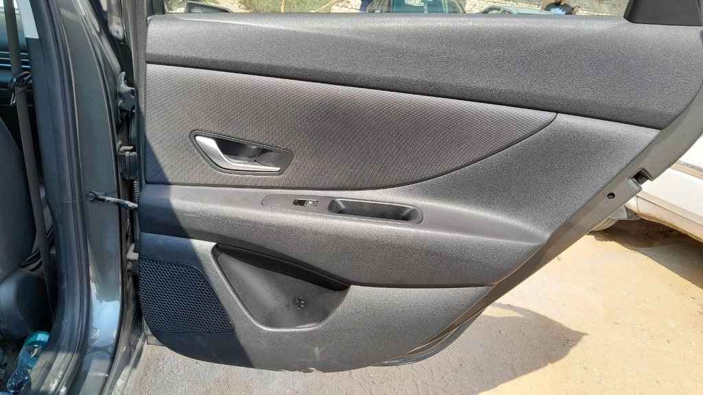 RR R DOOR