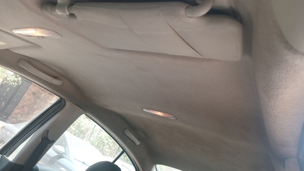 CAR ROOF MAT