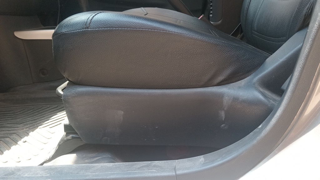 DRIVER SEAT SWITCHES