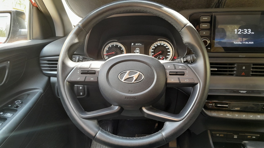 STEERING WHEEL