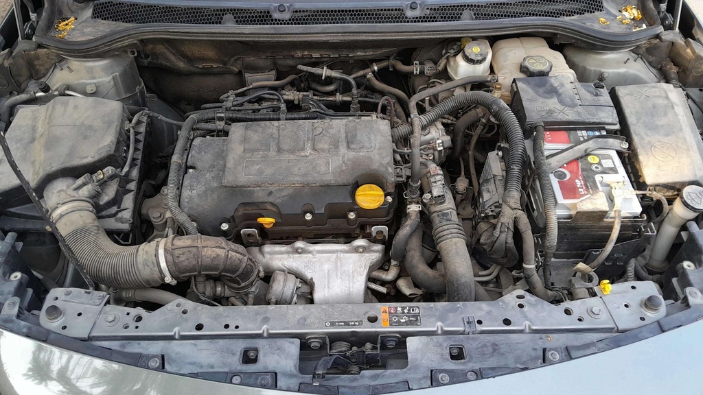 ENGINE COMPARTMENT