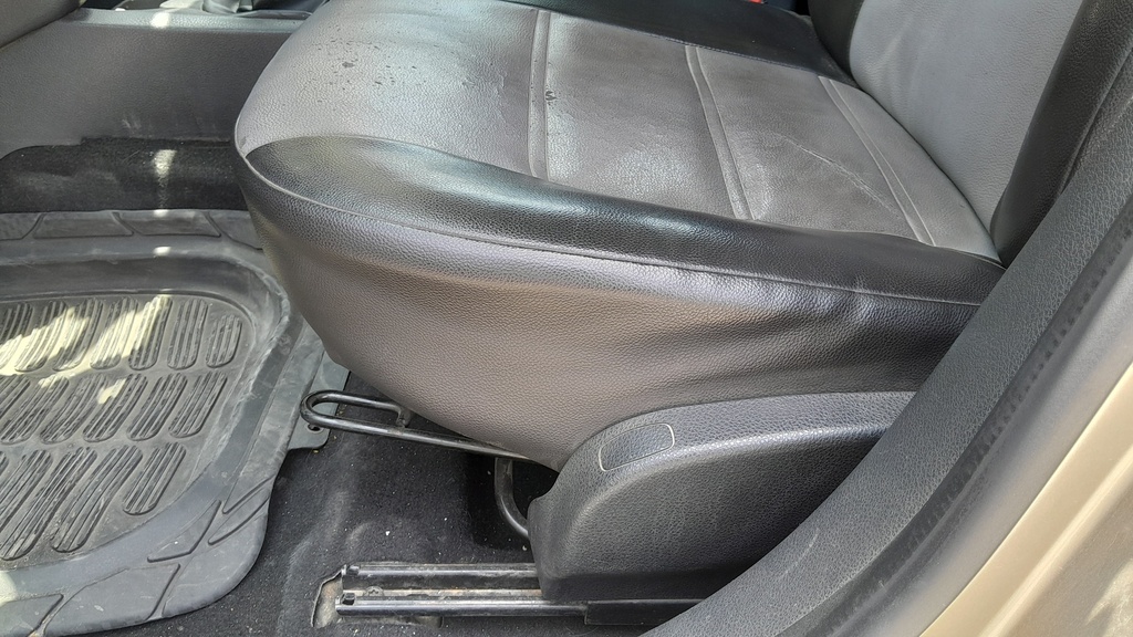 DRIVER SEAT SWITCHES