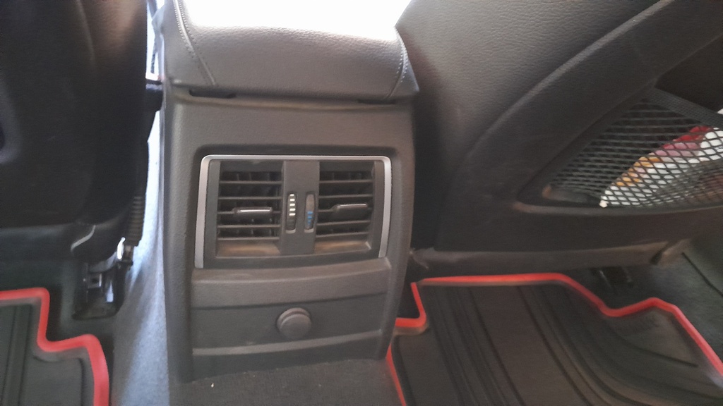 RR AC GRILL