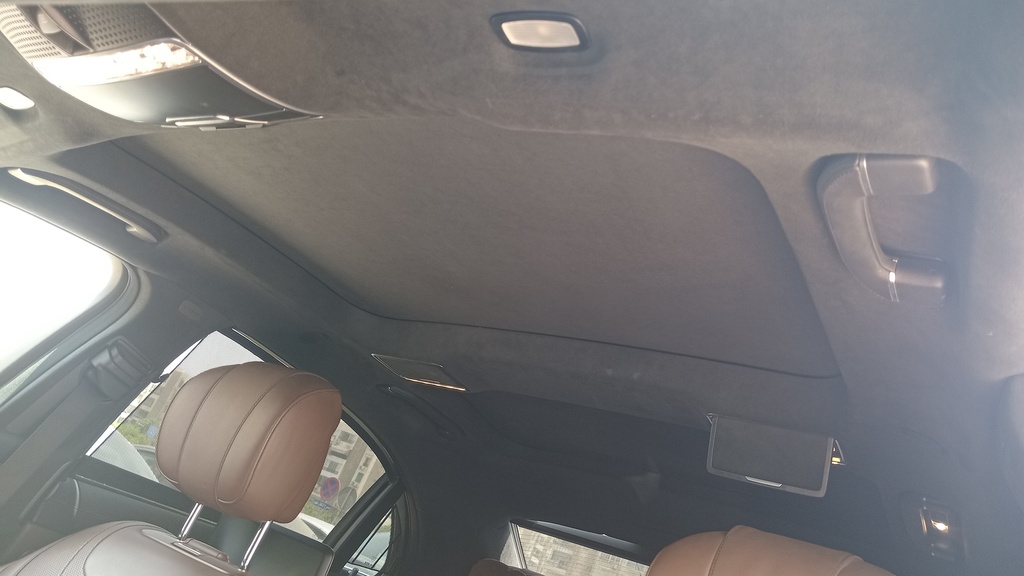 CAR ROOF MAT