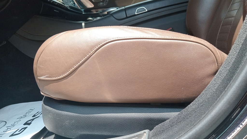 DRIVER SEAT SWITCHES