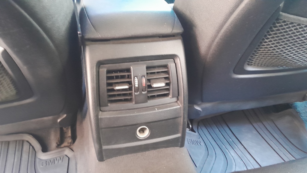 RR AC GRILL