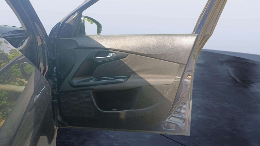 FR R DOOR