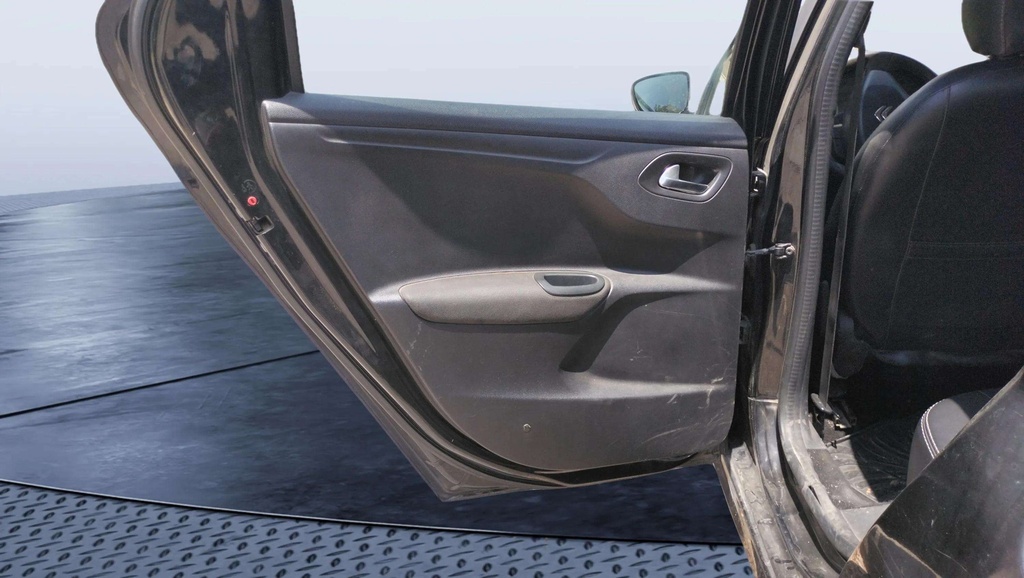 RR L DOOR