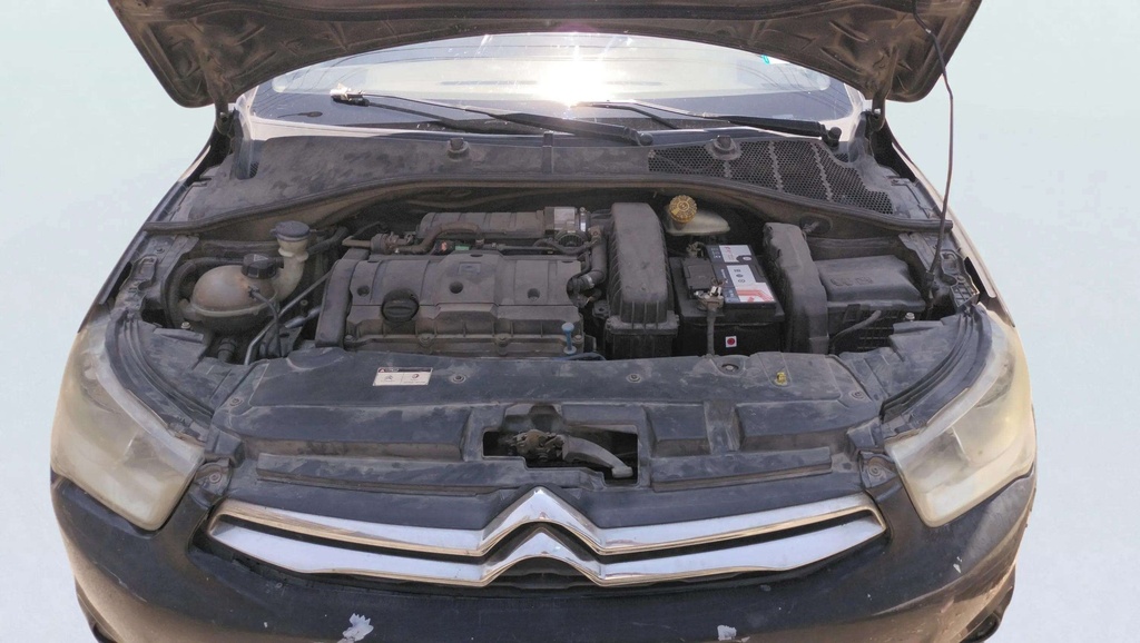 ENGINE COMPARTMENT