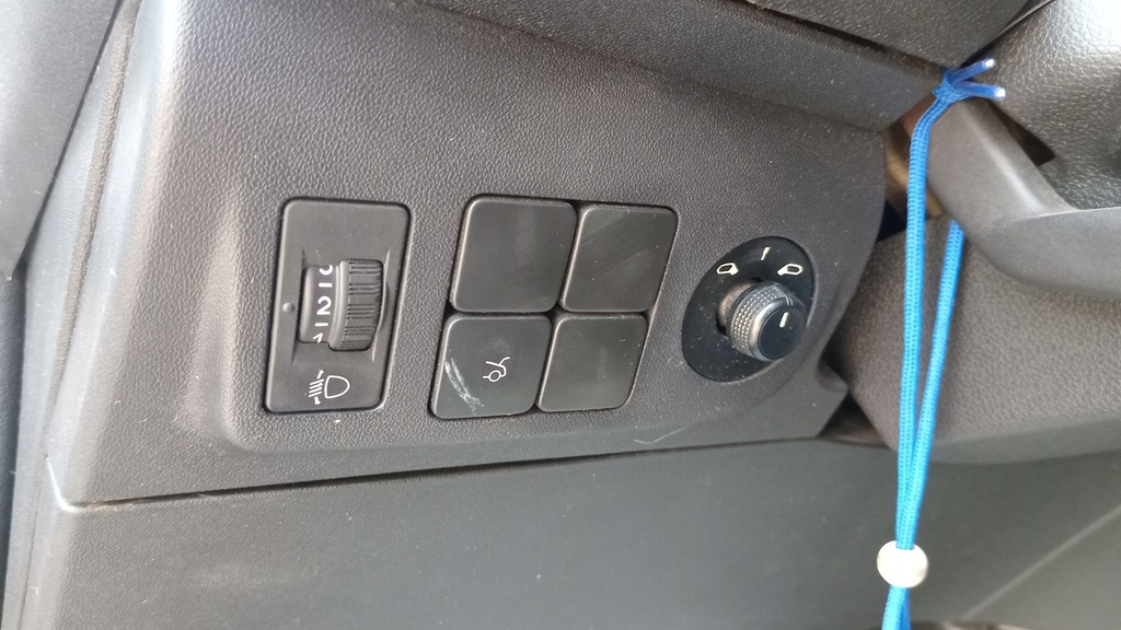 LIGHT SWITCHES