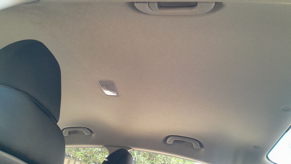 CAR ROOF MAT