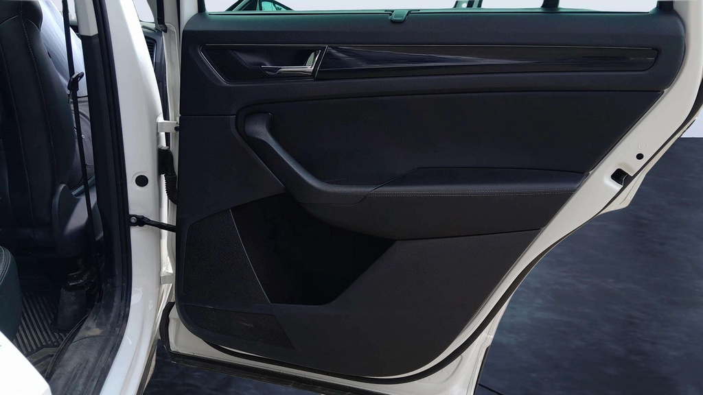 RR R DOOR