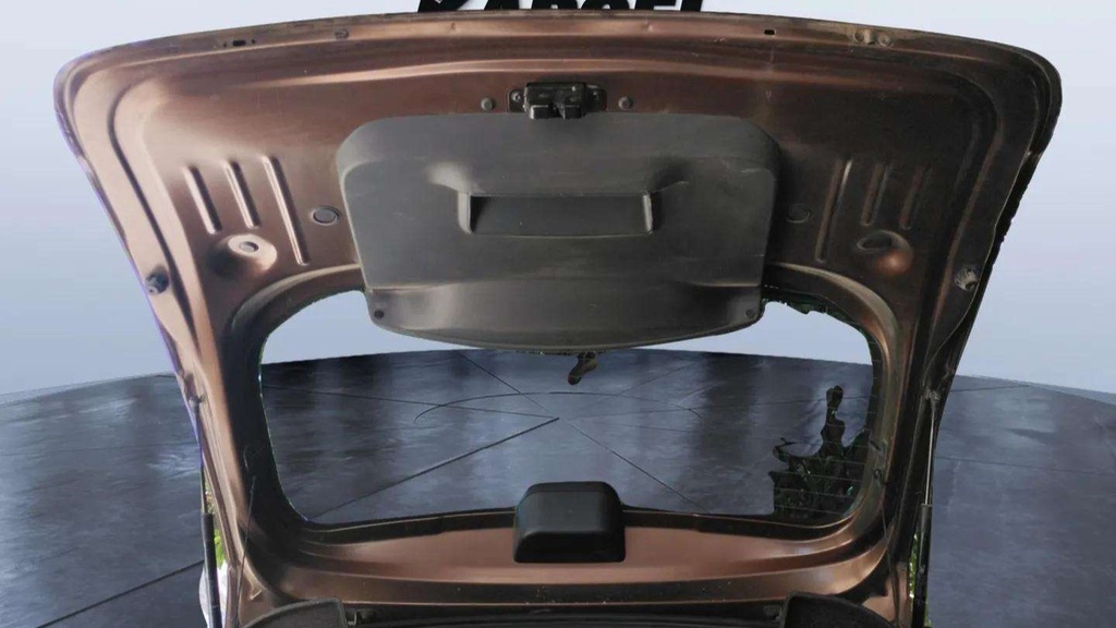 TRUNK HOOD