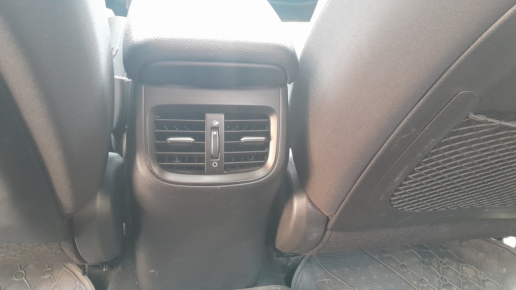 RR AC GRILL