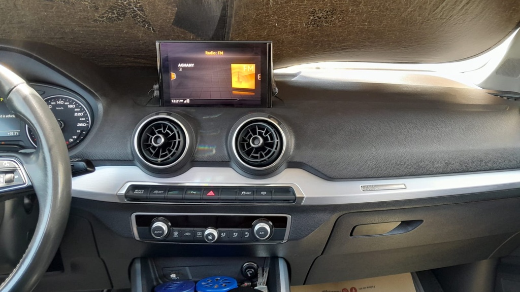 MULTIMEDIA SCREEN
