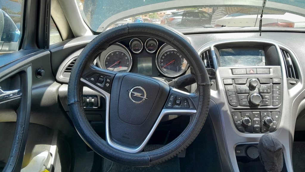 STEERING WHEEL