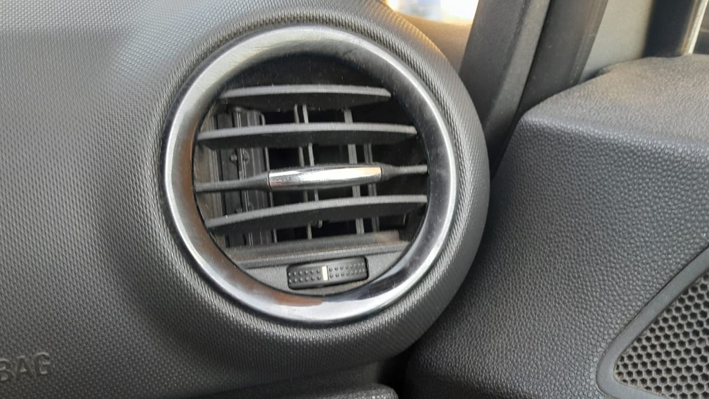 RR AC GRILL