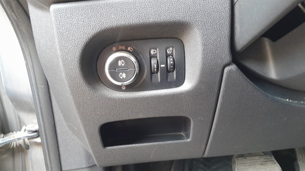 LIGHT SWITCHES