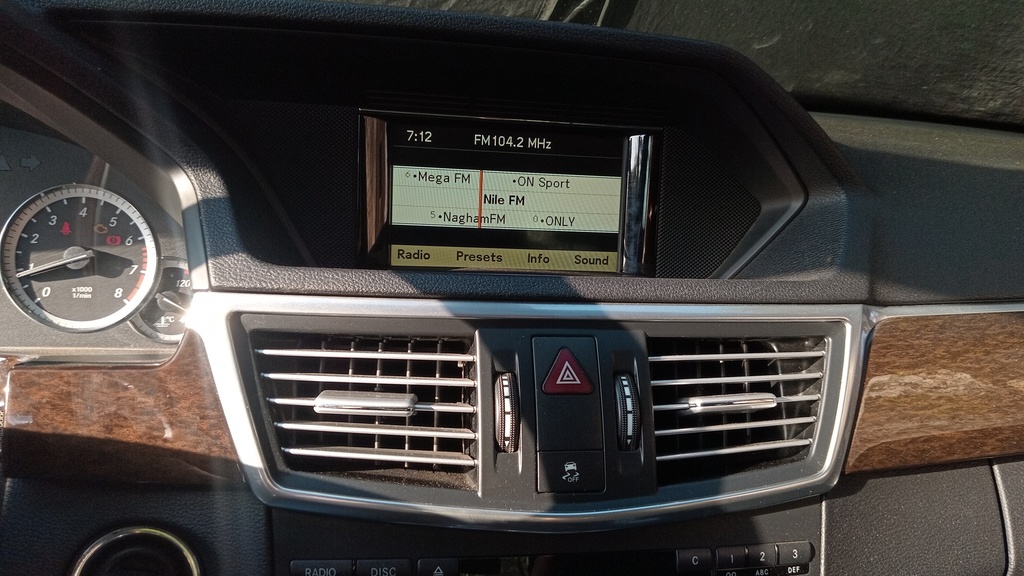 MULTIMEDIA SCREEN