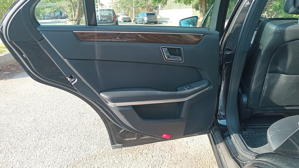RR L DOOR