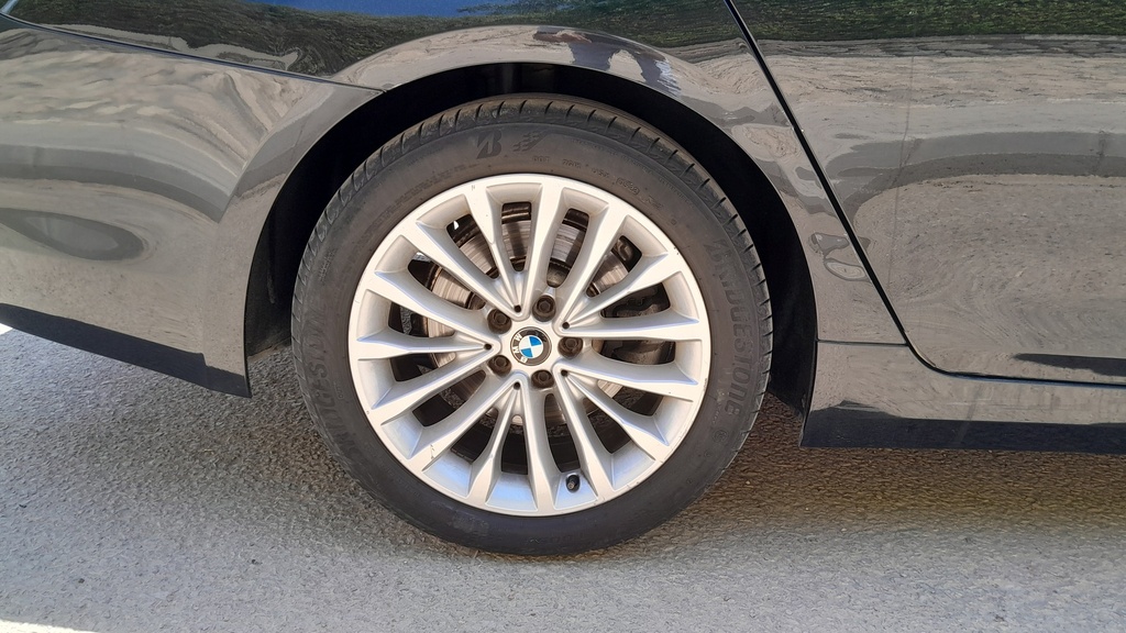 RR R TIRE