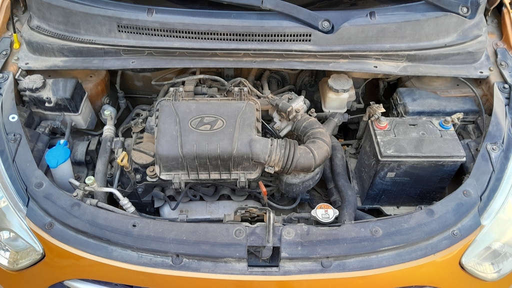 ENGINE COMPARTMENT