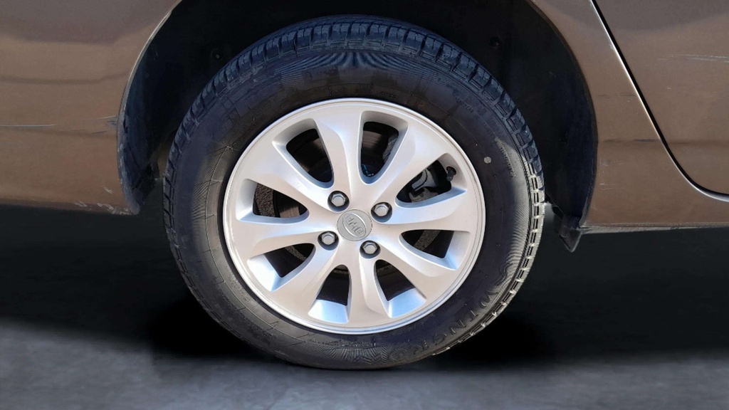 RR R TIRE