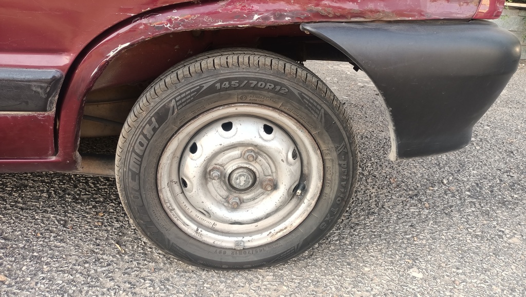 RR L TIRE