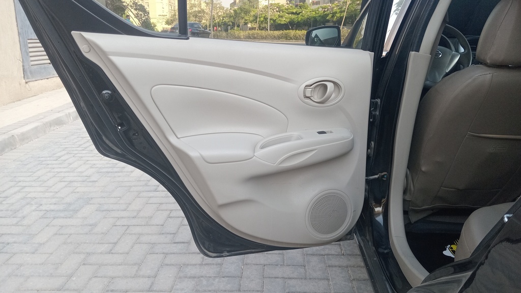 RR L DOOR