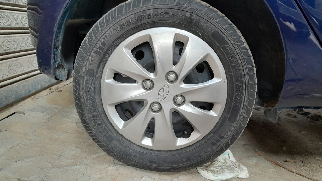 RR R TIRE