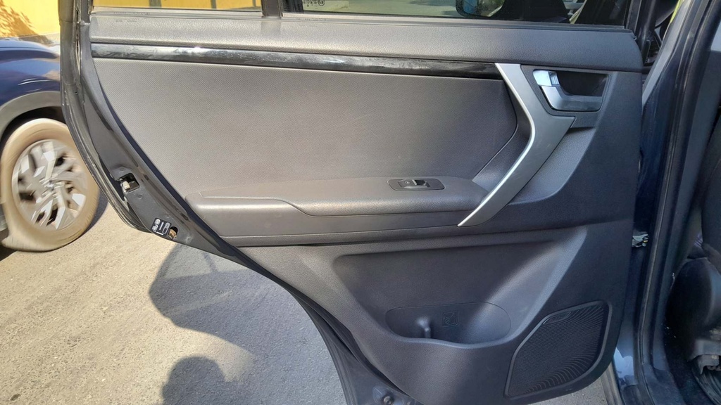 RR L DOOR