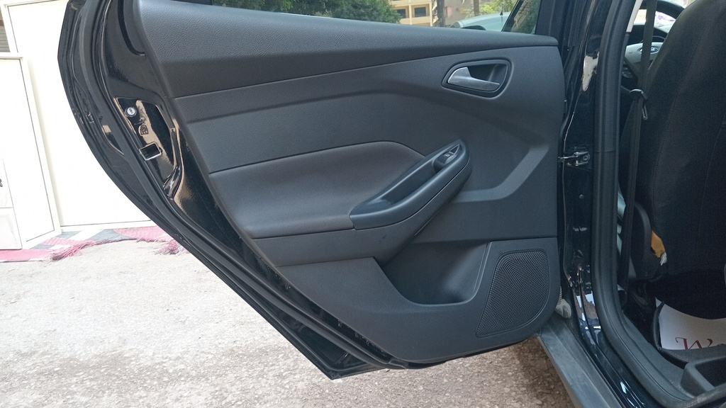 RR L DOOR