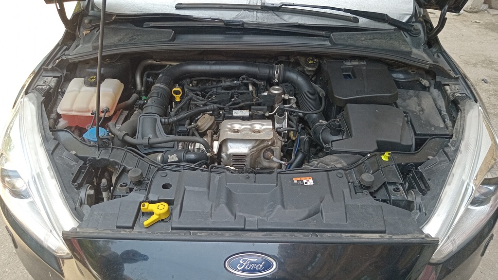 ENGINE COMPARTMENT