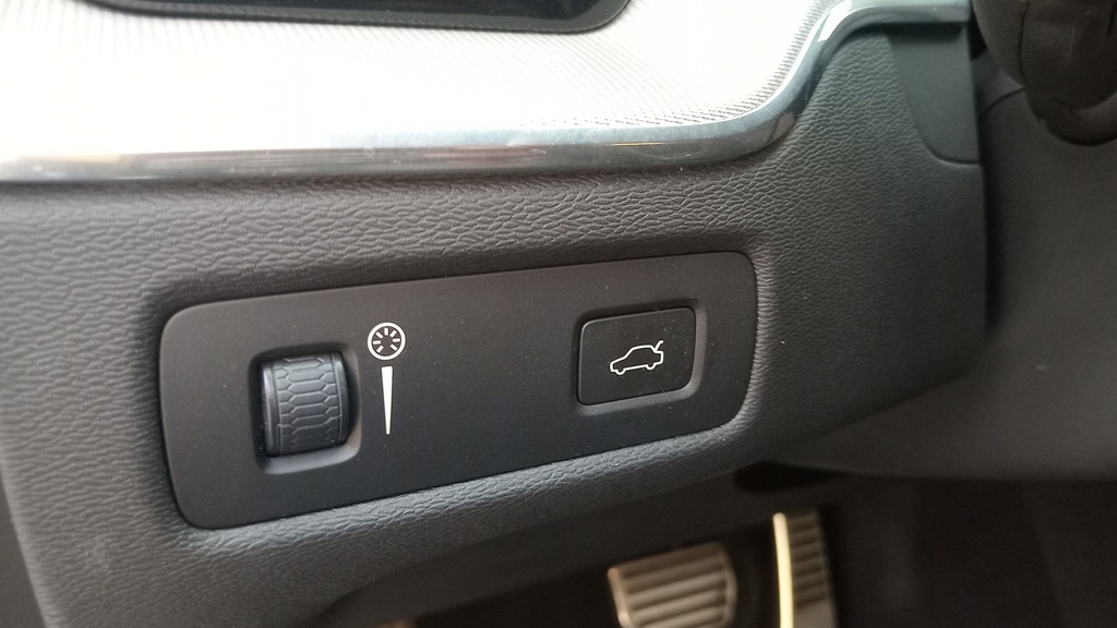LIGHT SWITCHES