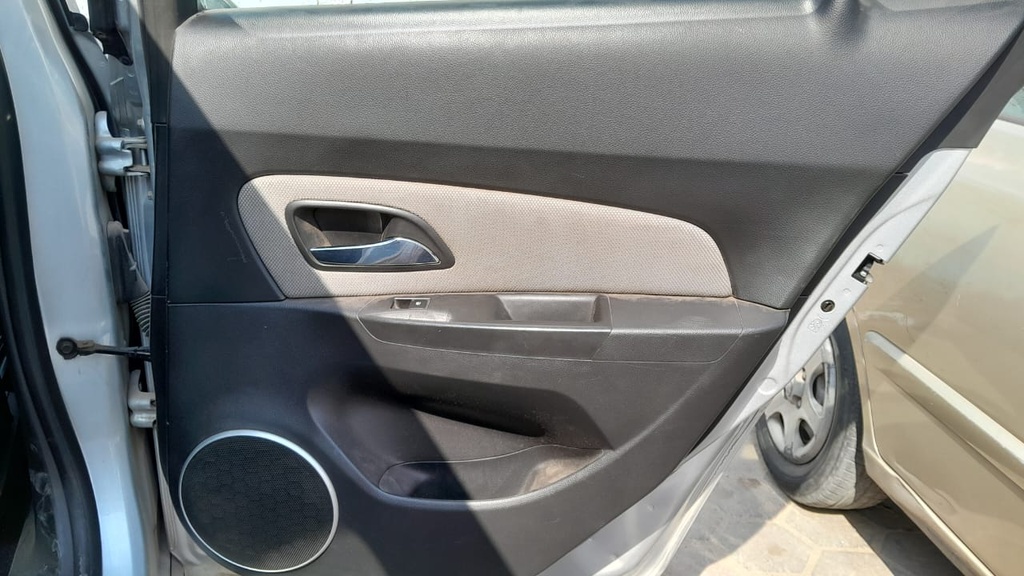 RR R DOOR