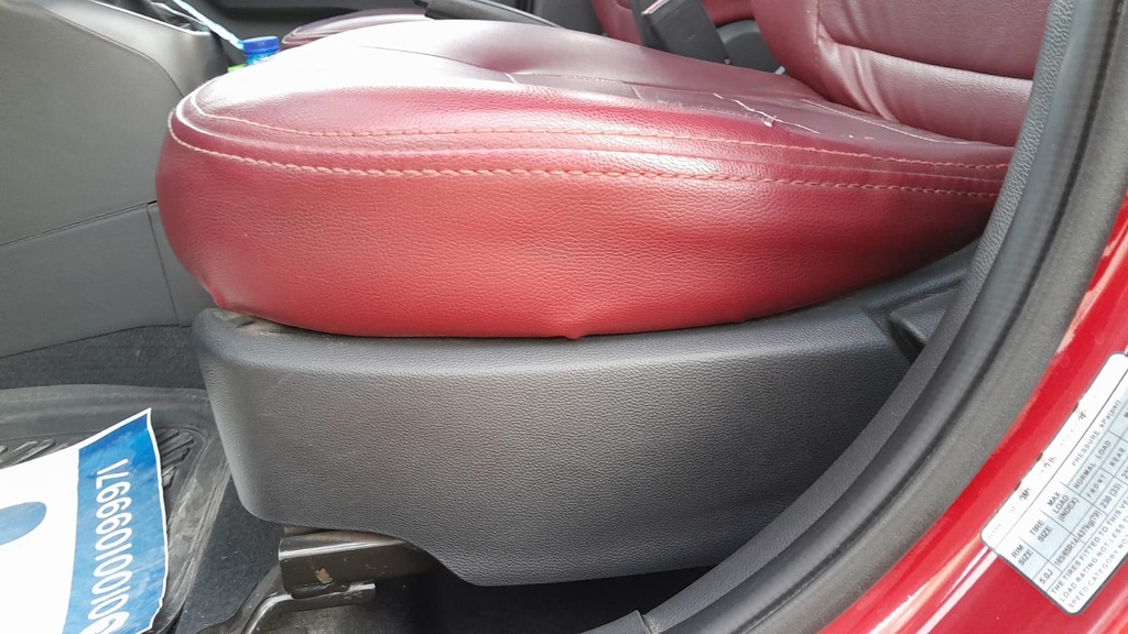 DRIVER SEAT SWITCHES