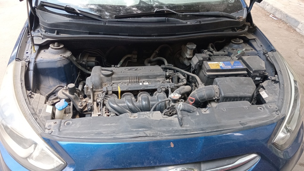 ENGINE COMPARTMENT