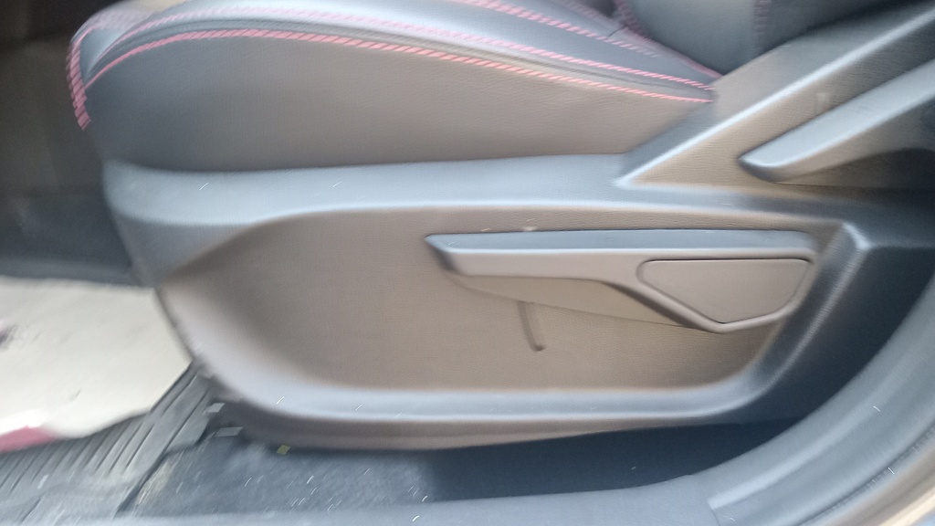 DRIVER SEAT SWITCHES