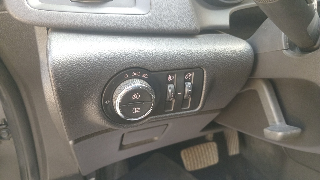 LIGHT SWITCHES