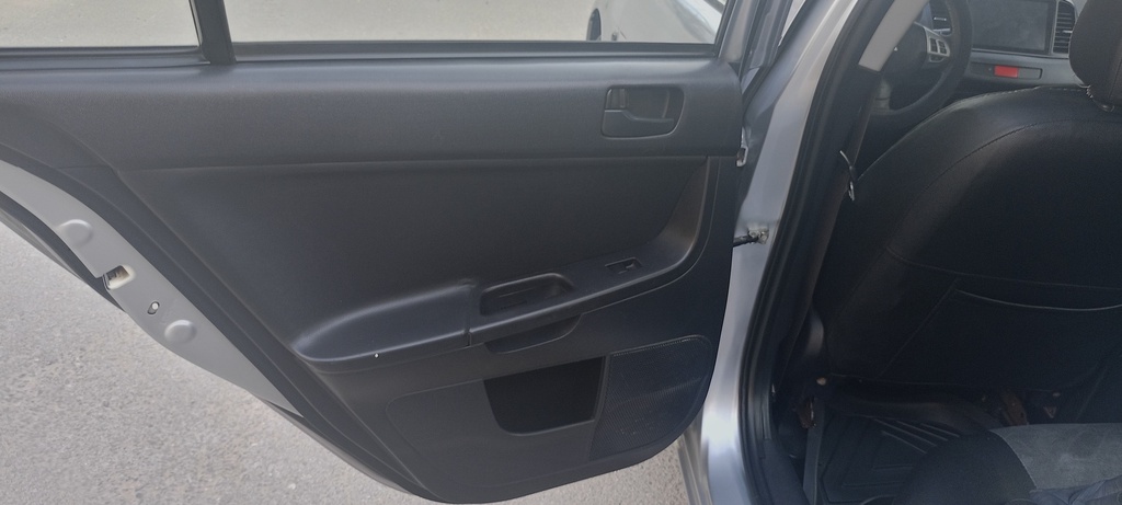 RR L DOOR