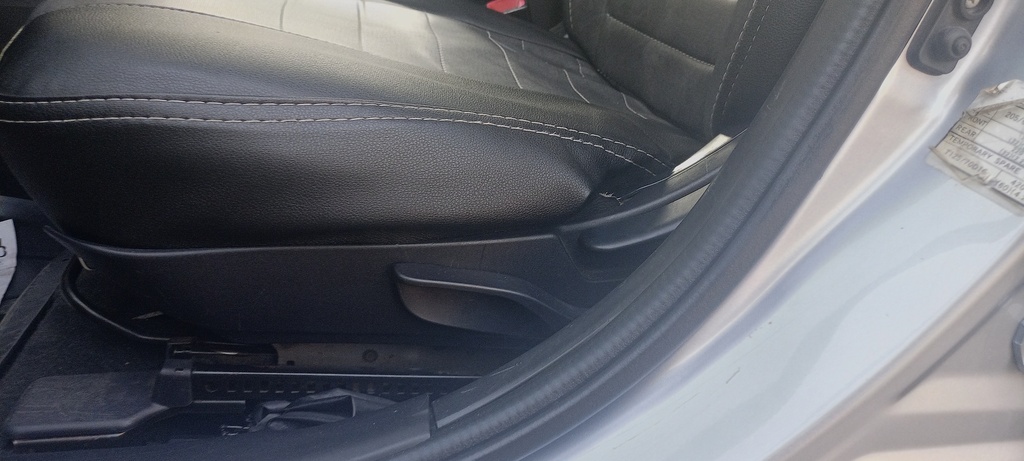 DRIVER SEAT SWITCHES