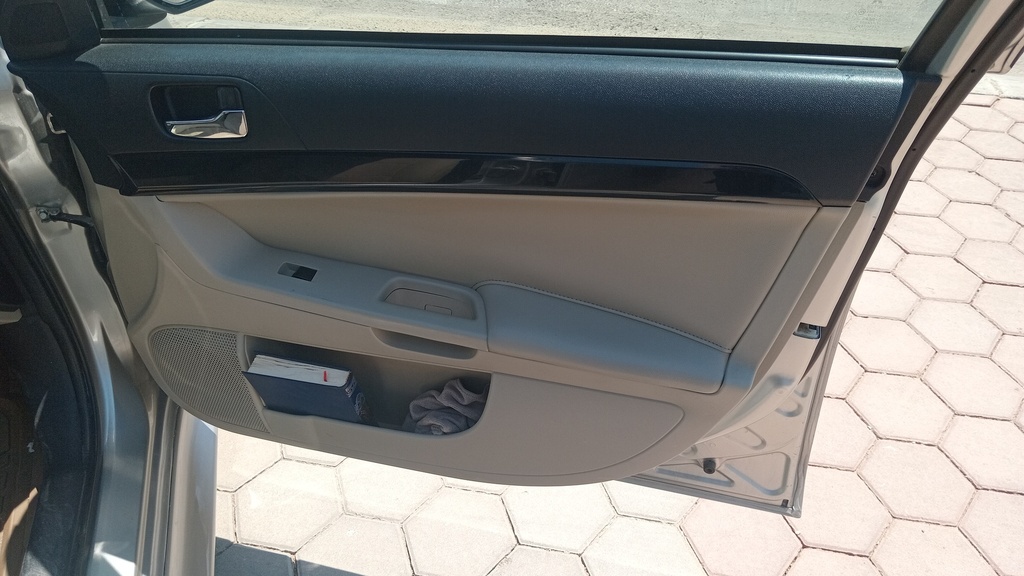 FR R DOOR